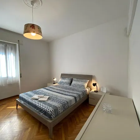 Spazio E Luce Apartment